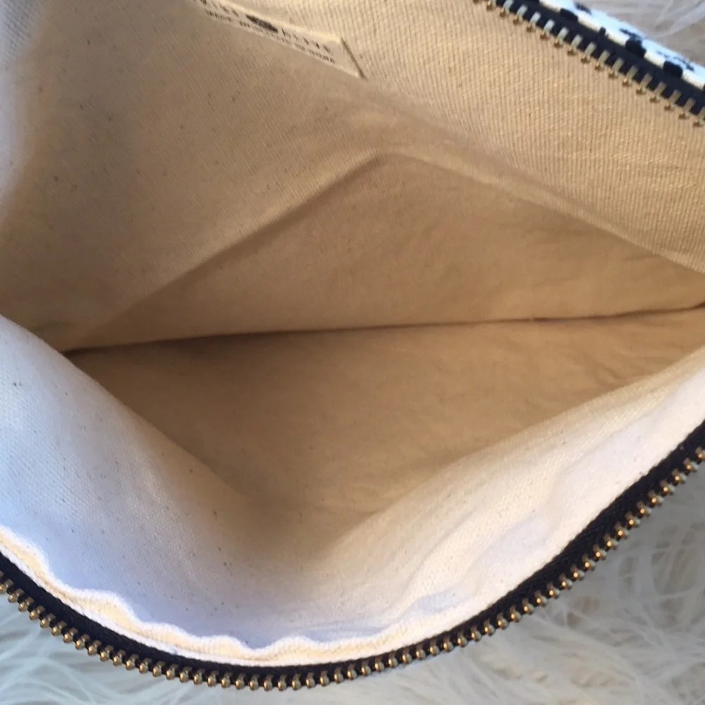 Tribe Alive Fold Over Reversible Clutch